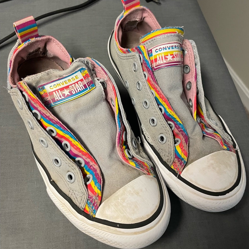Kids converse size 4